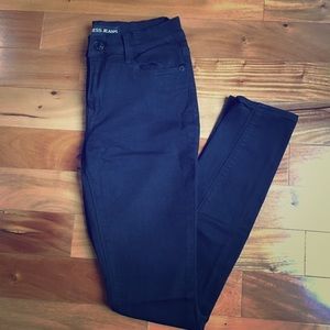 Express Skinny Jean - Legging Fit